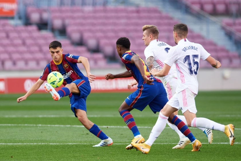 Mới thua tại Siêu kinh điển, sao Barca vẫn mạnh miệng 'thách thức' Real Madrid 208484