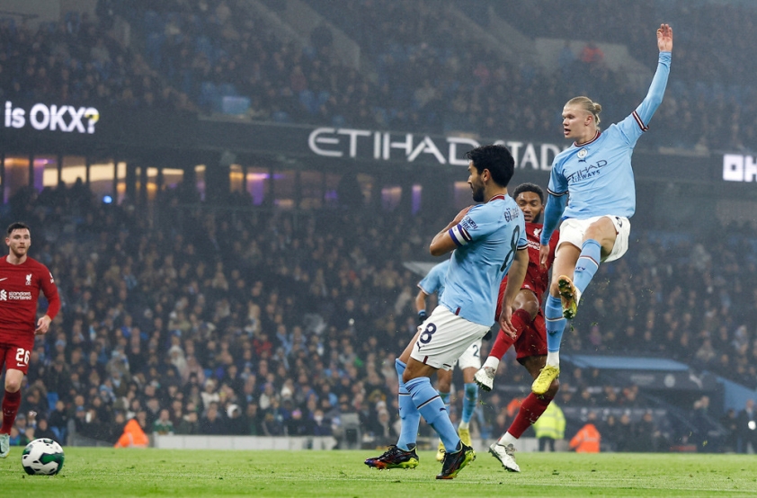 Hậu World Cup 2022, Man City 'méo mặt' vì dính virus FIFA 235430