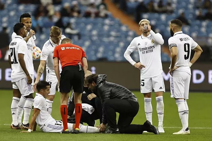 Real Madrid trả giá đắt sau trận bán kết Siêu cúp Tây Ban Nha 241556
