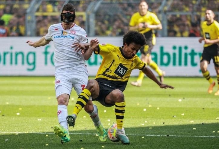 Dortmund lỡ cơ hội vô địch Bundesliga: Thêm 1 niềm đau tại Signal Iduna Park 285343
