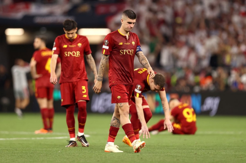 Roma lỡ hẹn với danh hiệu Europa League: Quá nghiệt ngã cho Jose Mourinho 286974