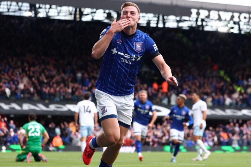 Dù Ipswich đang chìm sâu ở vị trí 18, Liam Delap đã có 12 bàn thắng tại Premier League, thành tích đáng nể của một cầu thủ 22 tuổi (Nguồn: Trang chủ CLB)