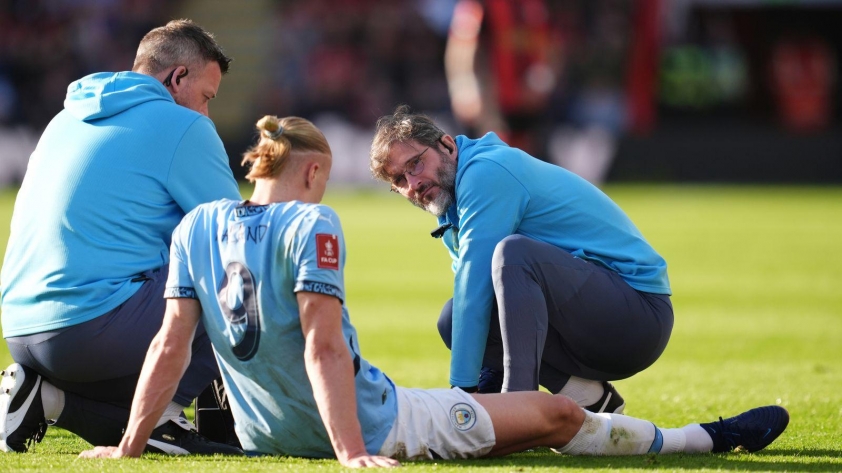 Haaland chấn thương khiến Pep đang rất đau đầu. Nguồn: Sky Sports