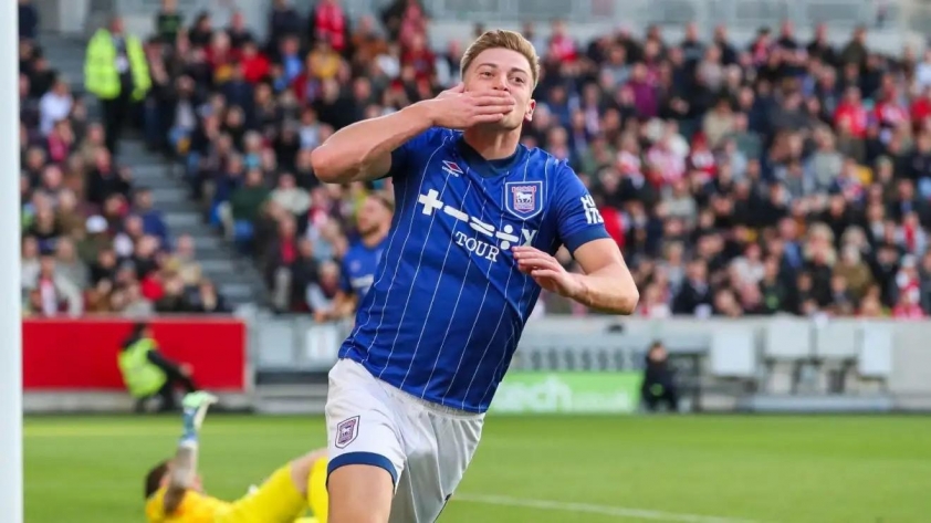 Delap trở thành món hàng hot khi Ipswich Town xuống hạng. Nguồn: Football365