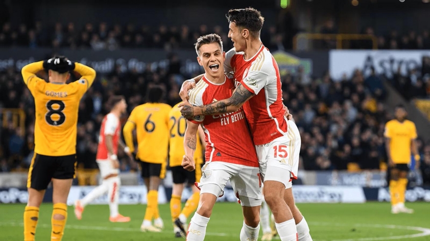 Khoảnh khắc Trossard ghi bàn vào lưới Wolves. Nguồn: Arsenal