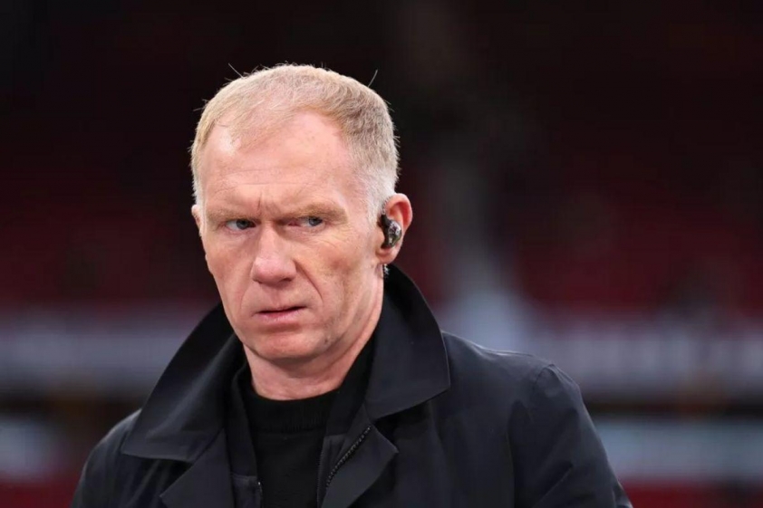 Paul Scholes cho biết Manchester United sẽ là kẻ ngốc nếu từ chối 100 triệu bảng cho Bruno Fernandes.