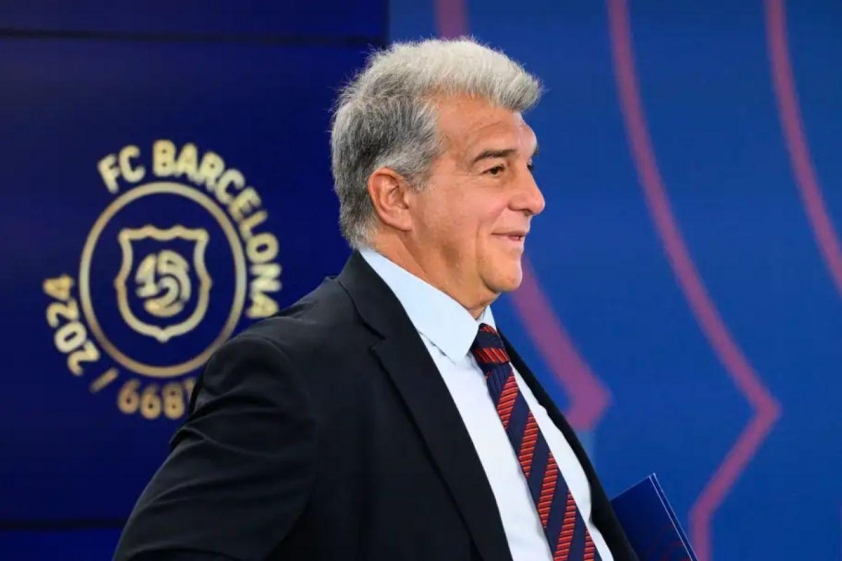 Barcelona vẫn đang gánh khoản nợ lên tới hơn 1,2 tỷ euro (Ảnh: GOAL).