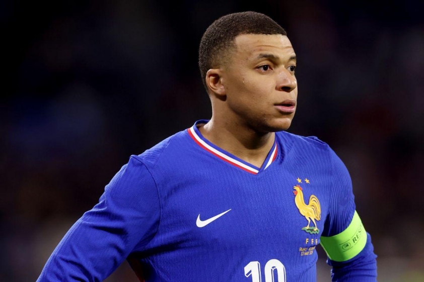 Mbappe từng bày tỏ rất muốn thi đấu ở Olympic trên sân nhà (Ảnh: The Independent).