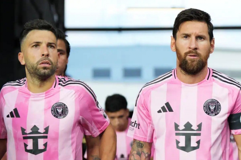 Lionel Messi và Jordi Alba bị treo giò 1 trận vì bỏ lỡ All-Star Game (Ảnh: GOAL).