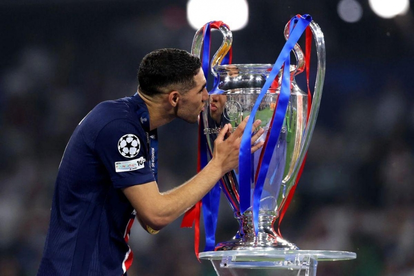 Hakimi muốn vô địch C1 hai lần liên tiếp cùng PSG (Ảnh: GiveMeSport).