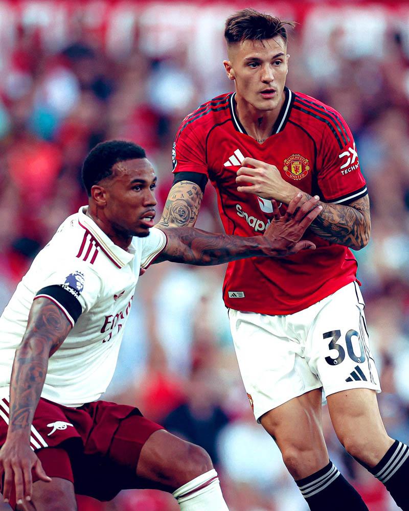 Sesko gây ra nhiều vấn đề cho hàng thủ Arsenal sau khi vào sân - Ảnh: @futbolhub7