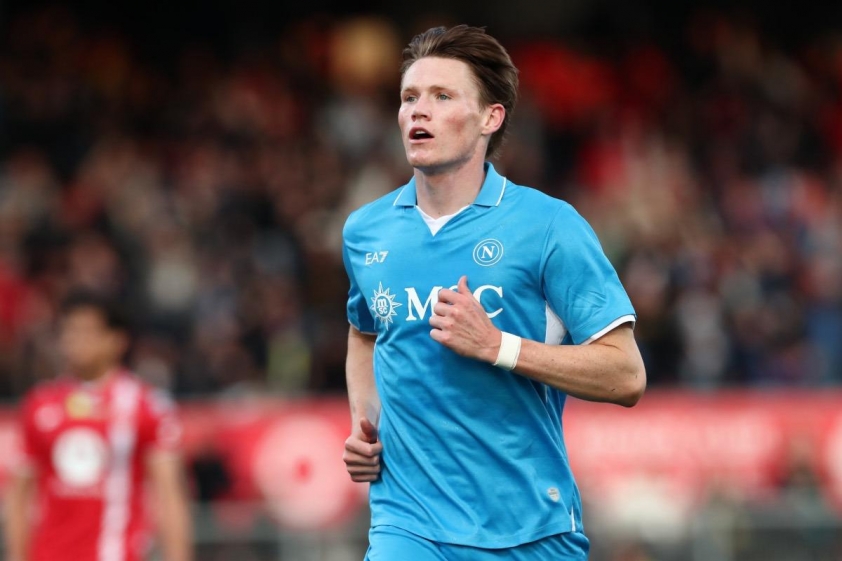 McTominay thực sự 'bất khả xâm phạm' ở Napoli hiện tại (Ảnh: Football Italia).