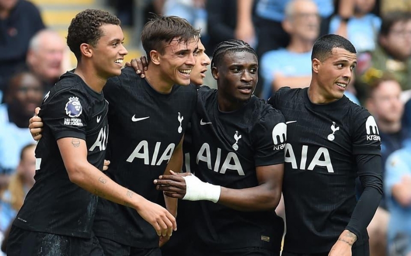 Tottenham khởi đầu mùa giải tốt đẹp với chiến thắng 2-0 trước Manchester City