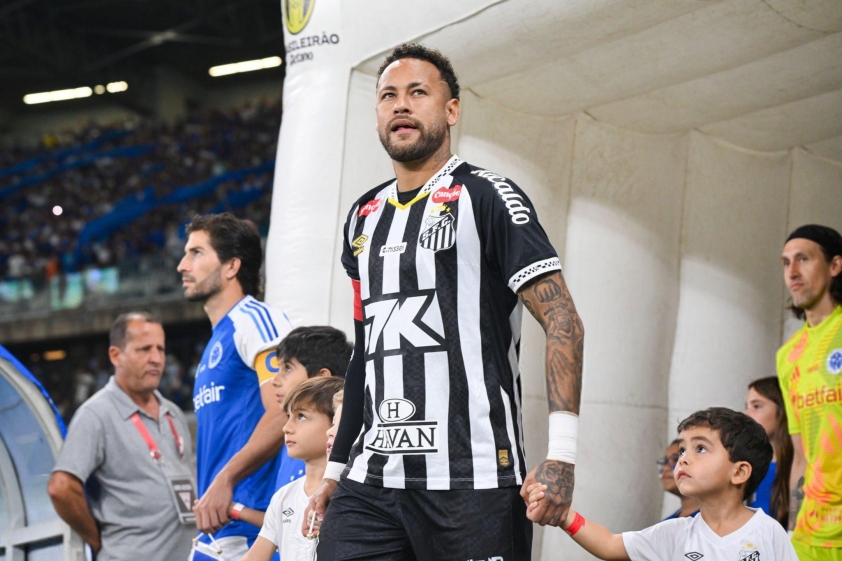 Neymar cần những màn trình diễn tốt hơn tại Santos. (Ảnh: Instagram)