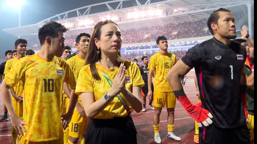 madam-pang-va-cau-thu-thai-khoc-sau-tran-thua-viet-nam-1653282212