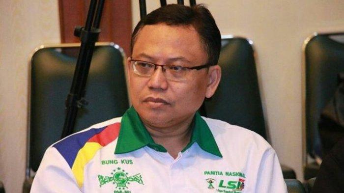 bung-kusnaeni-pengamat-sepak-bola-nasional