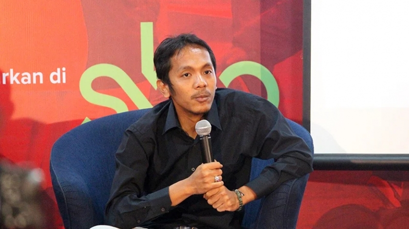 chuyen-gia-indonesia-chuyen-lien-doan-bong-da-dau-de-nhu-chuyen-tro-160706