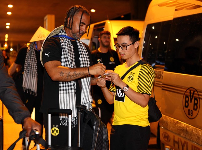 Nhà vô địch World Cup cùng huyền thoại Dortmund ‘gây sốt’ tại Việt Nam 193680