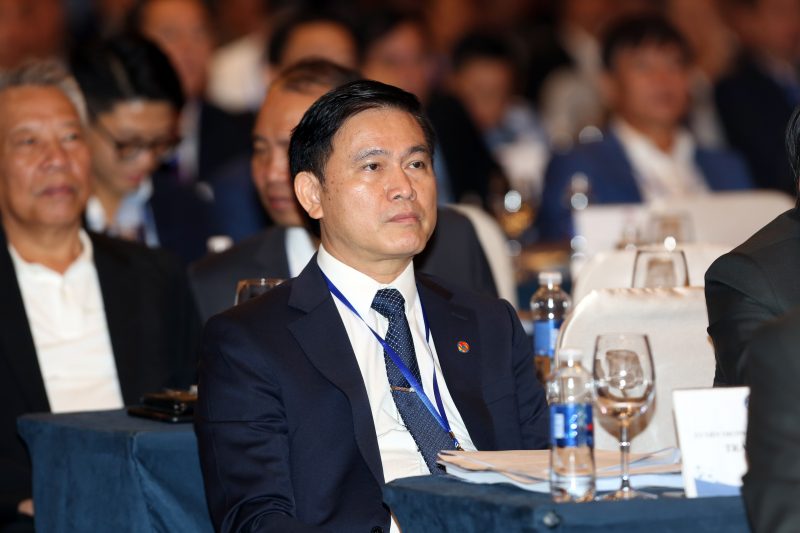 Ông Trần Quốc Tuấn chính thức trở thành tân Chủ tịch LĐBĐ Việt Nam 214272