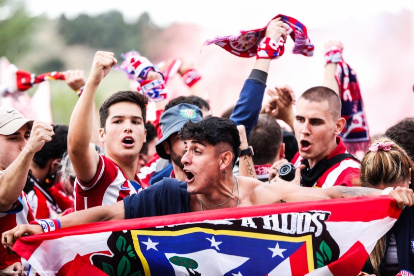 Atletico Madrid bị UEFA phạt nặng trước trận tái đấu Man City 126723