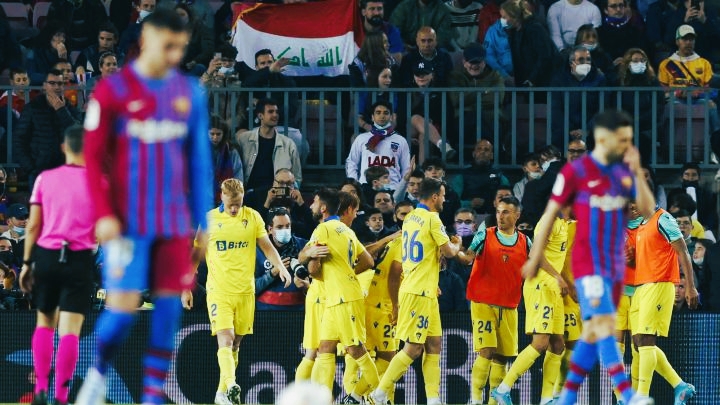 Barca để thua 2 trận liên tiếp trên sân nhà chỉ trong chưa đầy 1 tuần