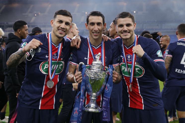Chuyển nhượng chiều 19/4: Ten Hag “âm mưu” lôi kéo sao Ajax về MU, PSG rao bán hàng loạt “đồng hương của Messi” ? 128731
