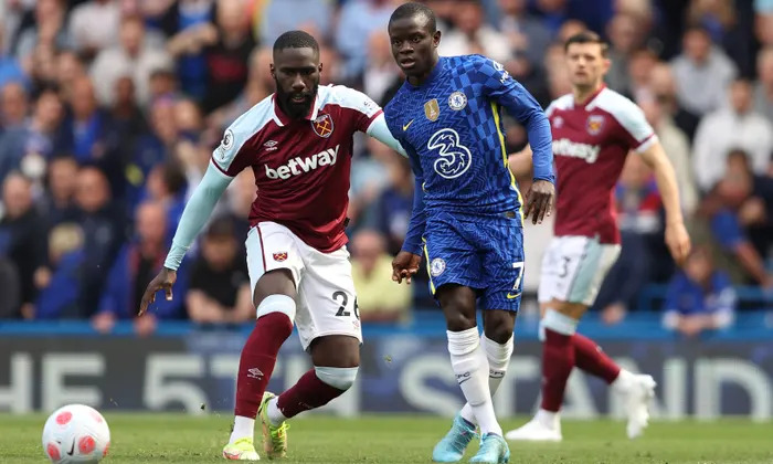Chelsea bế tắc hoàn toàn trong hiệp 1 trước khả năng phòng ngự quá chắc của West Ham.