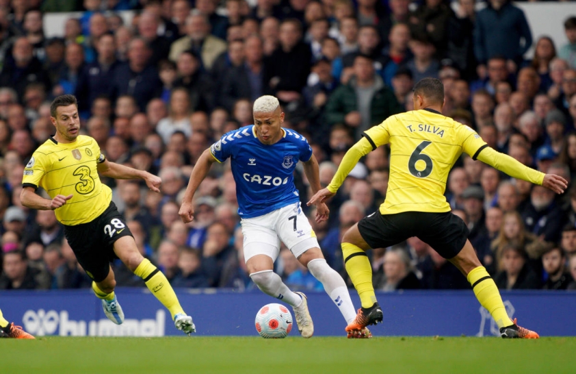 Tiễn xong Lukaku, Chelsea săn đuổi tiền đạo 'máu chiến' nhất nhì nước Anh 151594
