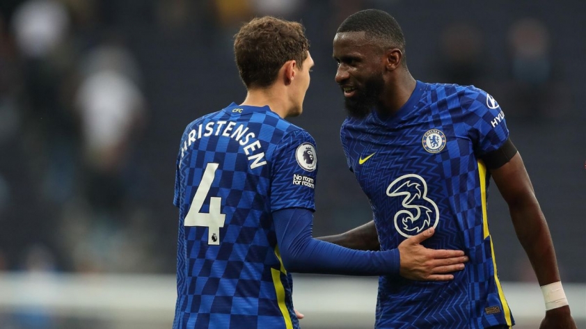 Mua xong Sterling, HLV Tuchel có ngay phán quyết về vụ Ronaldo về Chelsea 157987