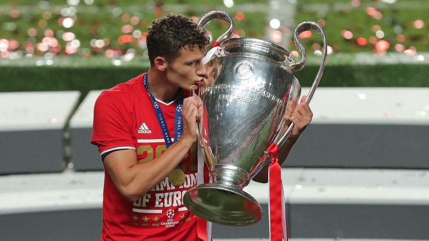 MU và Chelsea tranh đấu 'nảy lửa' vì nhà vô địch World Cup 160795