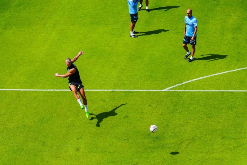 Pep Guardiola nhung nhớ 'trò cũ', cảnh báo Haaland chớ vội 'đắc chí' 163820