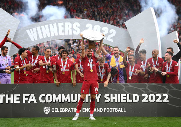 Liverpool có được danh hiệu đầu tiên trong mùa giải