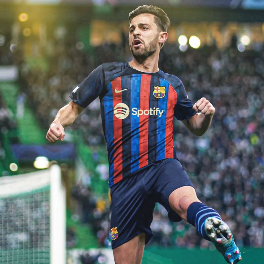 Diễn biến mới vụ De Jong: MU đi nước chốt hạ, Barca có người thay thế 171217
