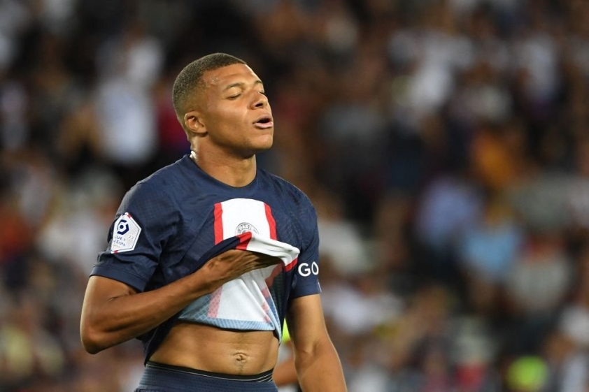 Mbappe nối cáu, cầu thủ PSG bất ngờ 'vui như bắt được vàng' 172944