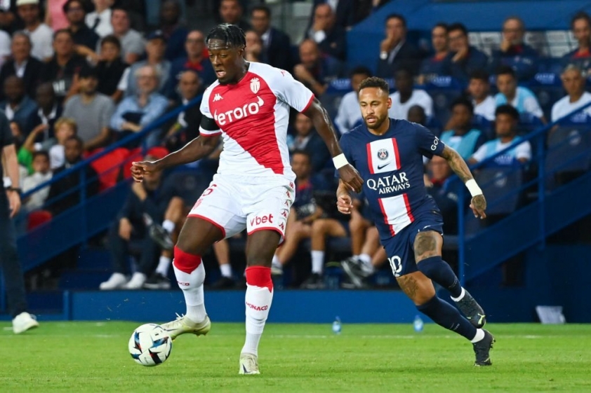 PSG âm mưu cuỗm cầu thủ 'bỏ túi' cả Messi lẫn Neymar sau trận hòa Monaco 179297