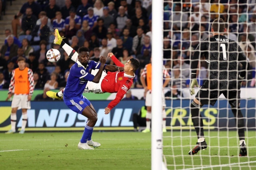Video bàn thắng MU vs Leicester: Khoảnh khắc ngôi sao, 3 điểm quan trọng 181182