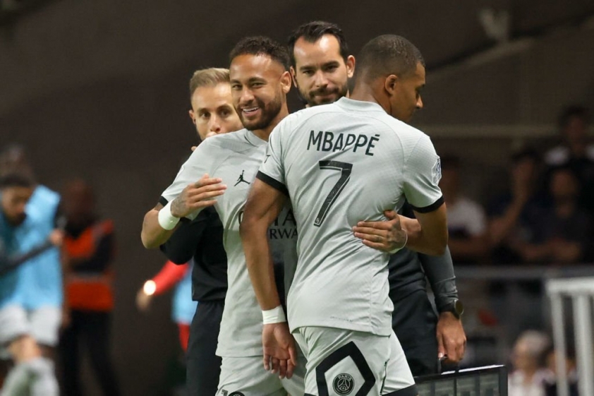 'Ông kẹ' của PSG ra phán quyết, Messi, Mbappe, Neymar phải cúi đầu mà nghe 182690
