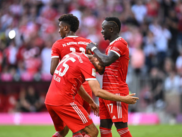Bayern quá vượt trội so với Stuttgart về mọi mặt