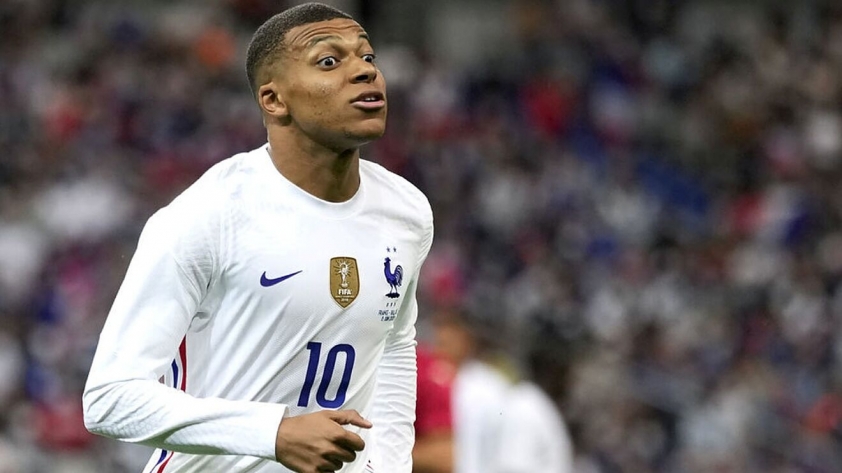 Cả gan chống lại ĐT Pháp, Mbappe sắp 'trả giá' vì thói ngông cuồng? 189998