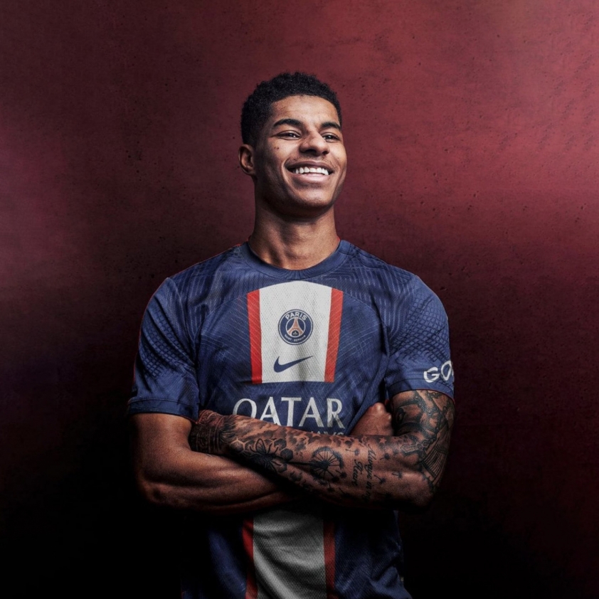 Người hùng MU lập cột mốc chưa từng có, chả trách Mbappe cũng phải mê mẩn 198918