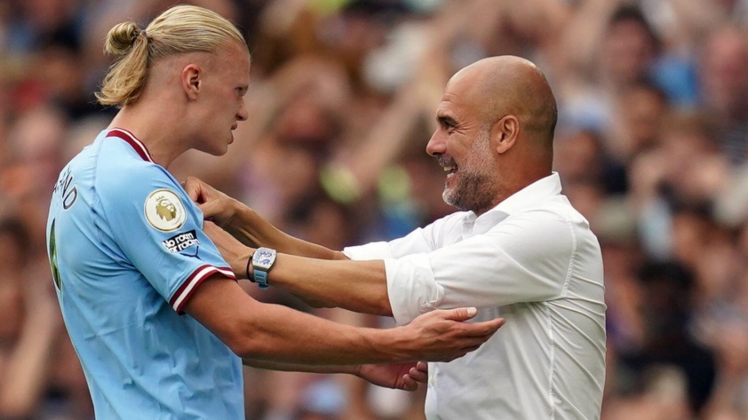 Pep Guardiola chọc quê Haaland vì chỉ ghi được một bàn 199835