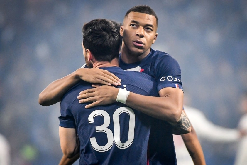 Messi báo tin vui cho PSG, Mbappe hưởng lợi nhiều nhất? 200603