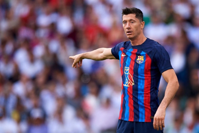 Lewandowski và các đồng đội không được phép sảy chân nếu không muốn cách biệt với Real bị nới rộng thêm