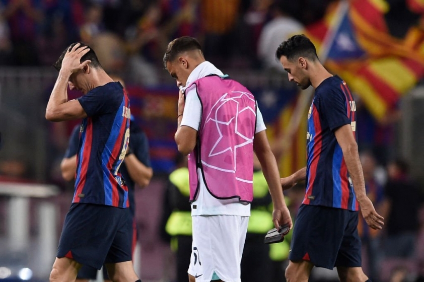 Việc bị Inter cầm hòa ở lượt trận trước khiến Barca rơi vào thế hiểm nguy với tỷ lệ bị loại khỏi Cúp C1 cực cao