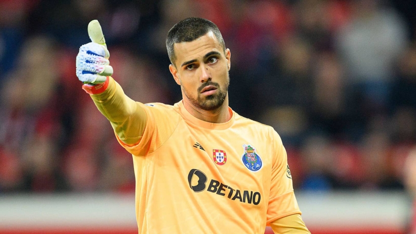 MU xác định người thay De Gea, là 'chuyên gia bắt penalty' tại C1? 210706