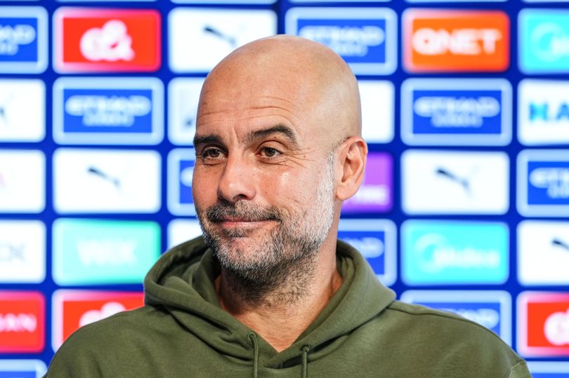 Pep Guardiola 'dằn mặt' Ibrahimovic vì dám 'đụng' tới trò cưng Haaland 213974