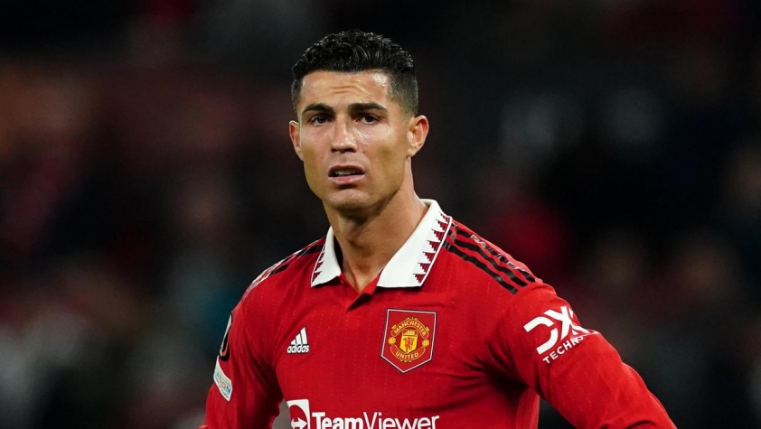 MU ra thông báo về phát ngôn của Ronaldo, án phạt nặng được xác định-217685