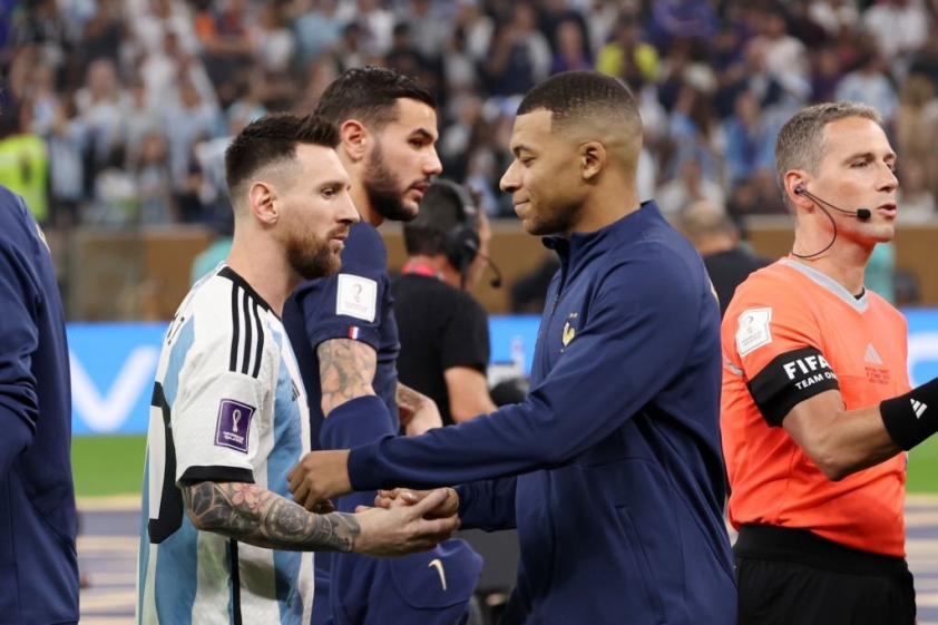Messi và Mbappe bắt tay thâu tóm bộ danh hiệu cao quý bậc nhất nước Pháp 239963