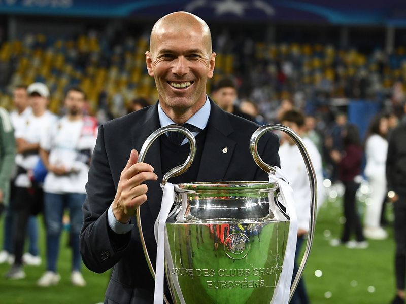 Hụt ghế nóng tuyển Pháp, HLV Zidane chọn bến đỗ tái xuất ngay năm nay 240280