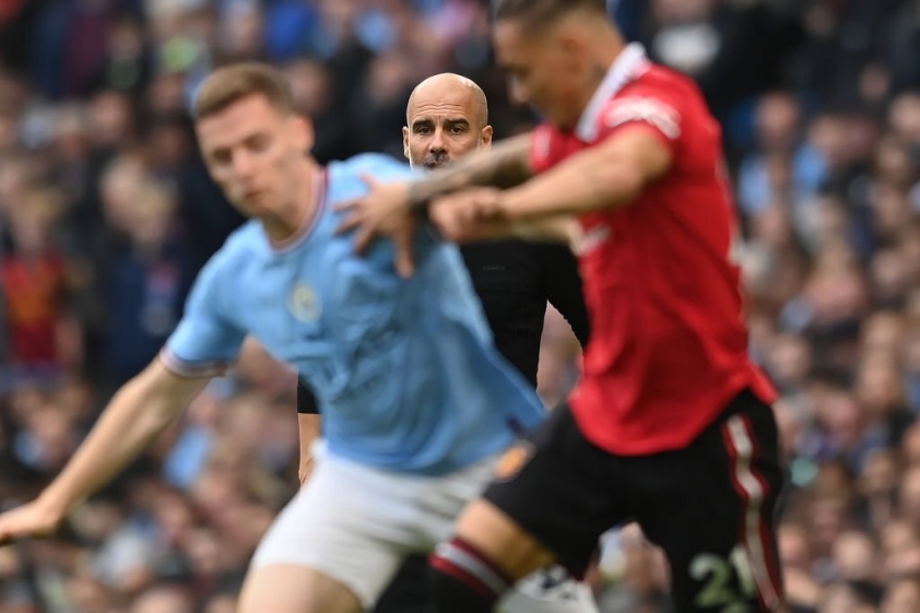 Thua đội bét bảng, Pep Guardiola sợ Man City nếm trái đắng trước MU 241426